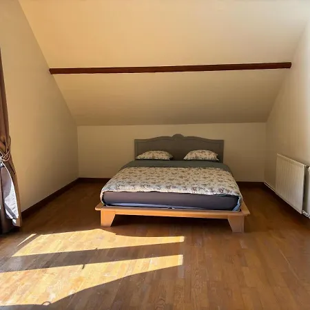 Le Mondementais - En Champagne Avec Piscine Tatil Evi Mondement-Montgivroux