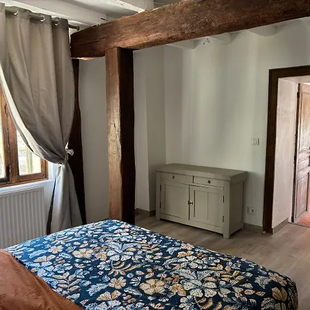 Le Mondementais - En Champagne Avec Piscine Tatil Evi Mondement-Montgivroux