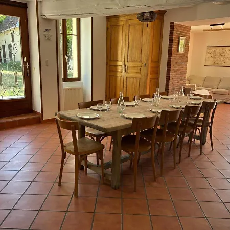 Le Mondementais - En Champagne Avec Piscine Tatil Evi Mondement-Montgivroux