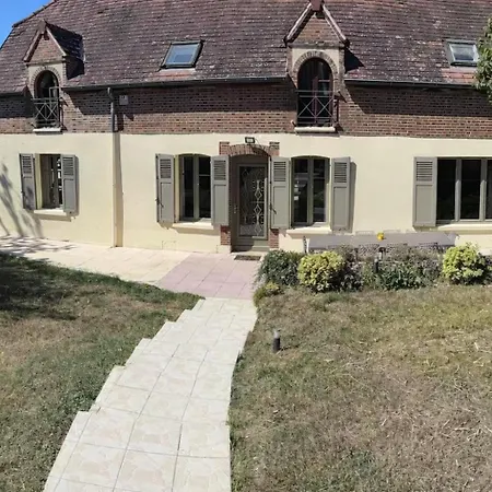 Le Mondementais - En Champagne Avec Piscine *