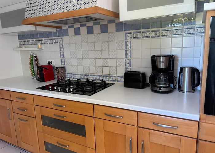 Le Mondementais - En Champagne Avec Piscine