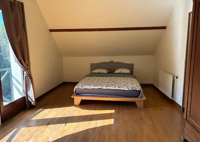 Le Mondementais - En Champagne Avec Piscine Feriehus Mondement-Montgivroux