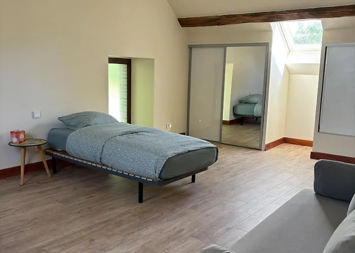 Holiday home Le Mondementais - En Champagne Avec Piscine *