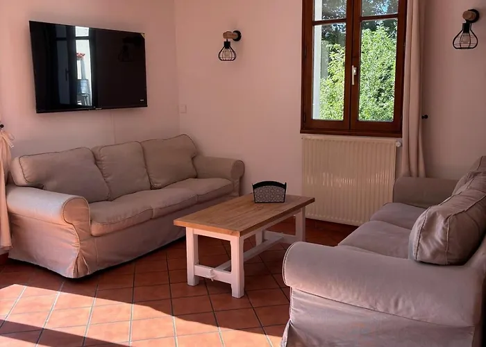 Le Mondementais - En Champagne Avec Piscine Feriehus *