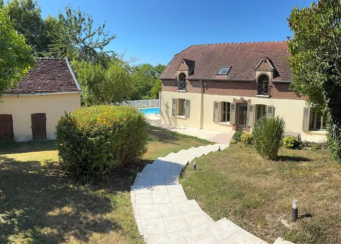 Holiday home Le Mondementais - En Champagne Avec Piscine Mondement-Montgivroux