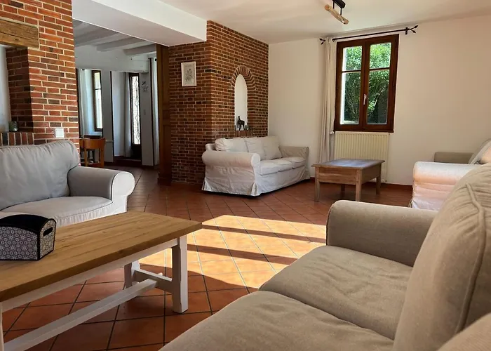 Le Mondementais - En Champagne Avec Piscine *