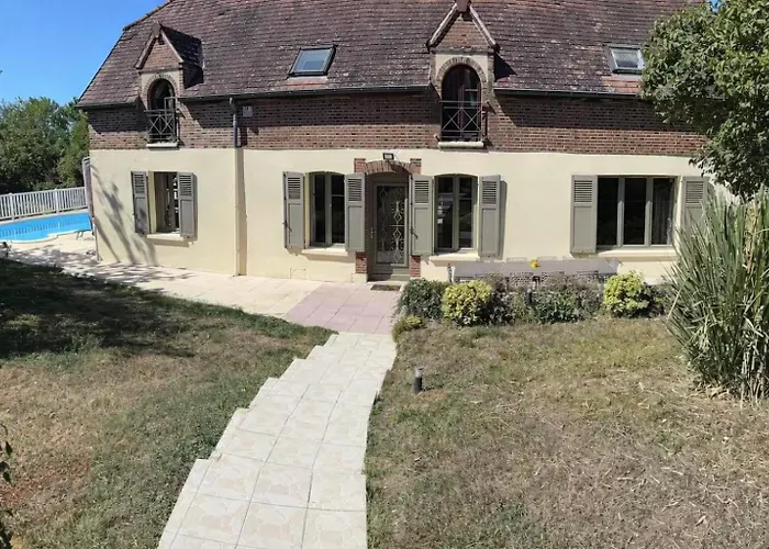 Le Mondementais - En Champagne Avec Piscine *